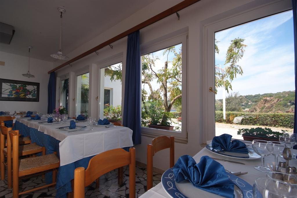 Hotel Dino Capoliveri  Exterior photo