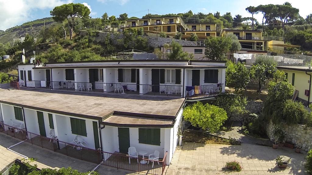 Hotel Dino Capoliveri  Exterior photo